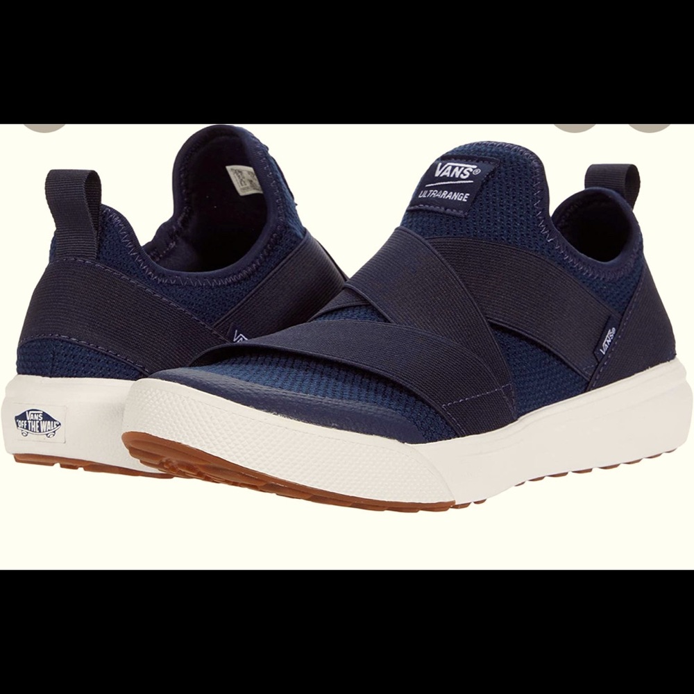 Vans Ultrarange Gore. Navy. Women’s 5.5 Men’s 4